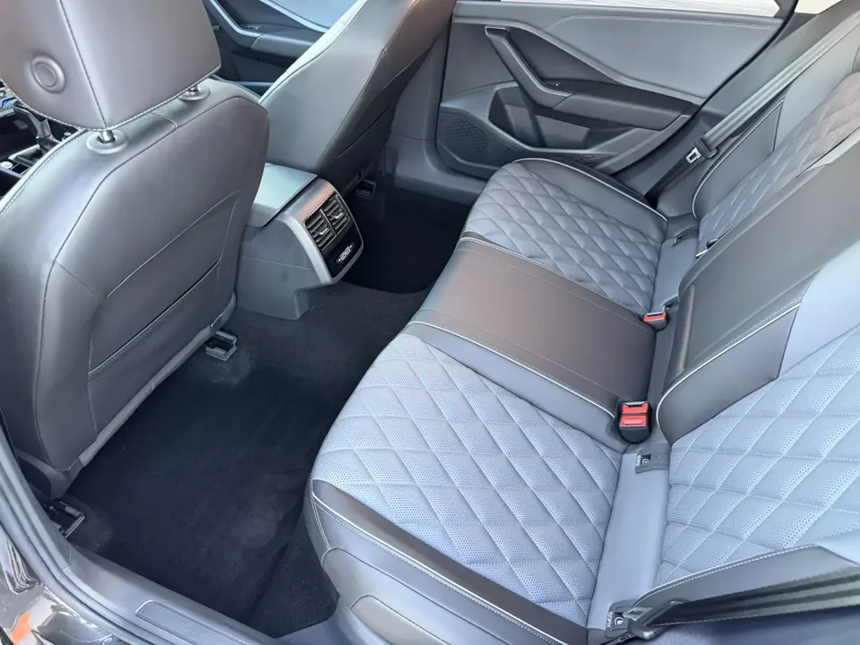 Volkswagen Sagitar 2023 Sagitar 280TSI DSG Beyond Edition 2022 — миниатюра 4