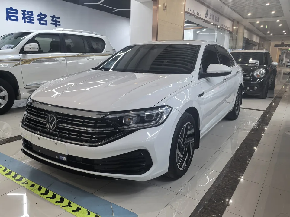 Volkswagen Sagitar 2024