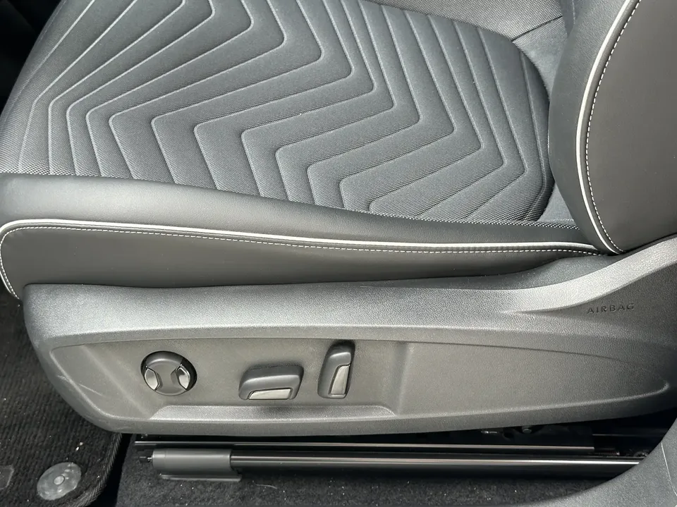 Volkswagen ID.3 Volkswagen ID.3 2023 Extreme Edition 2023 — миниатюра 4