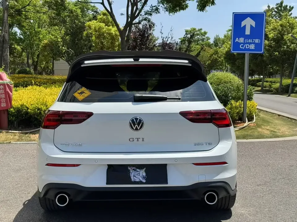 Volkswagen GOLF GTI 380TSI DSG GTI 2024 — миниатюра 2