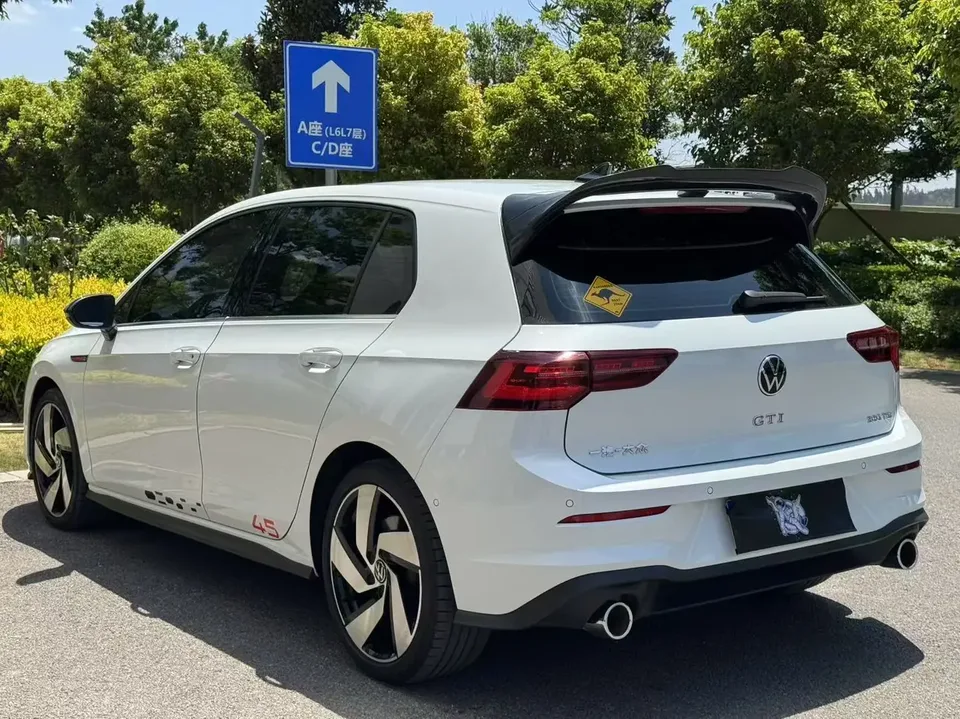 Volkswagen GOLF GTI 380TSI DSG GTI 2024 — миниатюра 4
