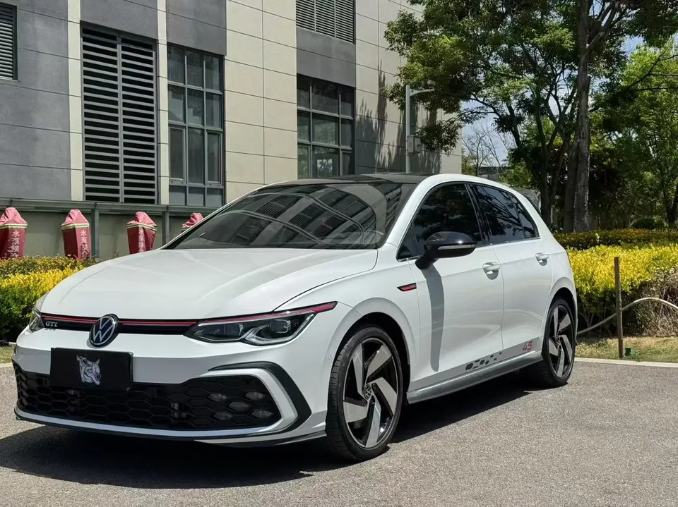 Volkswagen GOLF GTI 2024