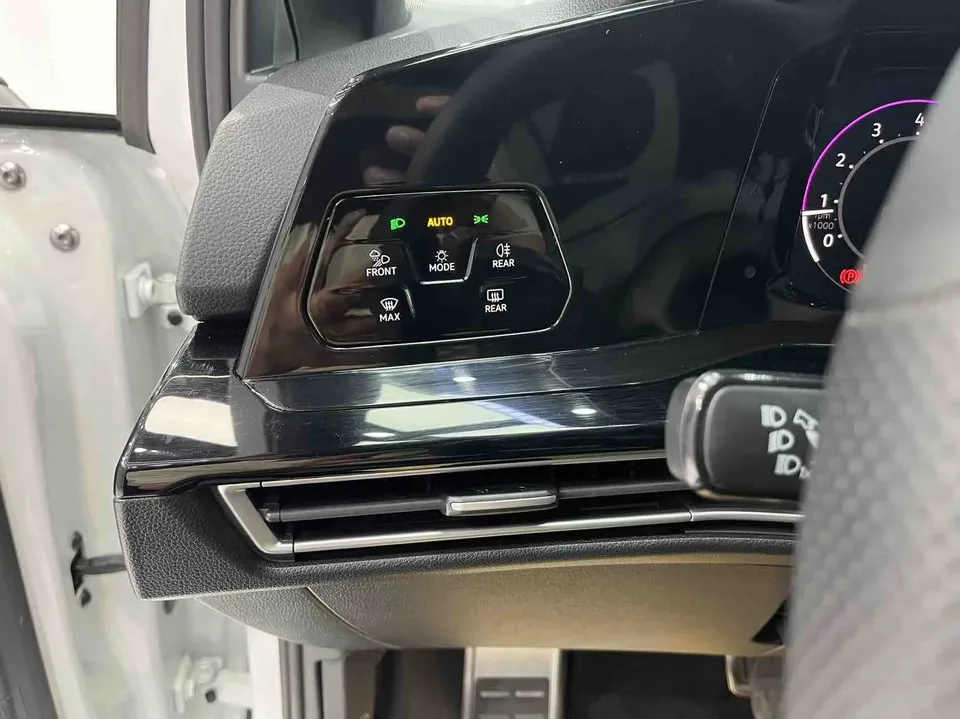Volkswagen Golf Golf 2021 280TSI DSG R-Line 2022 — миниатюра 4