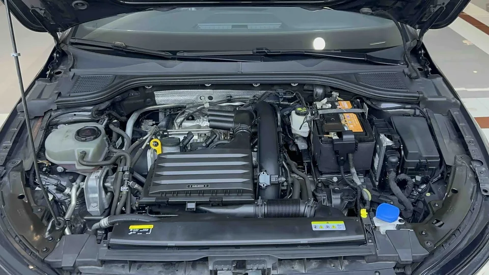 Volkswagen Golf Golf 2021 280TSI DSG R-Line 2022 — миниатюра 3