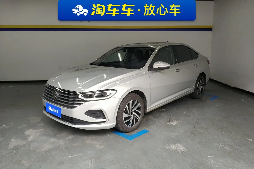 Volkswagen Lavida Lavida 2023 1.5L Automatic 5 Million Edition 2022 — photo 1, buy with delivery to Moscow