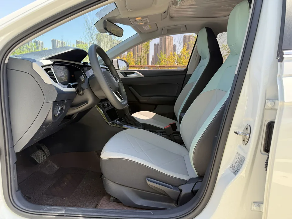 Volkswagen Lavida Lavida 2023 New 1.5L Automatic Outstanding New Desire Edition 2024 — миниатюра 3