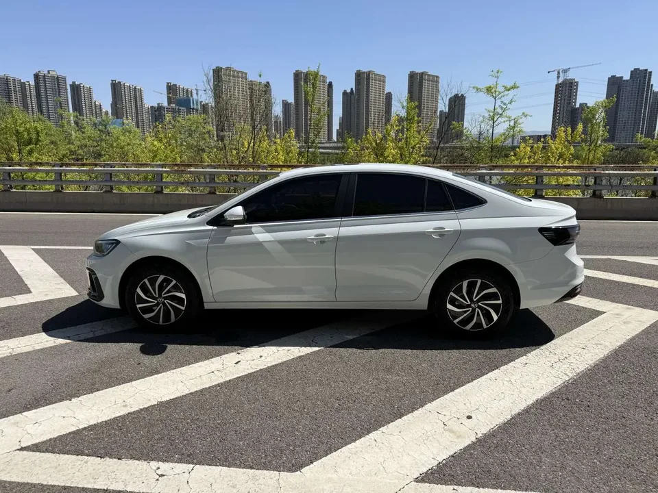 Volkswagen Lavida Lavida 2023 New 1.5L Automatic Outstanding New Desire Edition 2024 — миниатюра 4