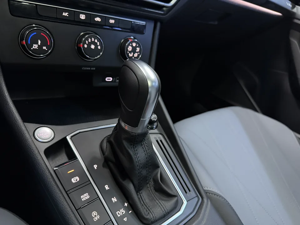 Volkswagen Lavida Lavida 2023 Modified 1.5L Automatic Starry Sky 5 Million Edition 2023 — thumbnail 4