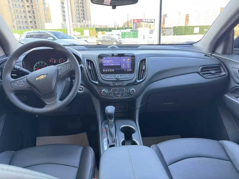 Chevrolet Equinox Explorer 2022 535T Chijie Edition 2022 — миниатюра 2