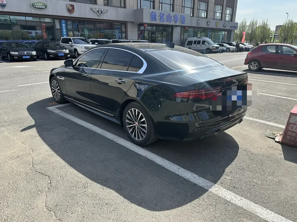 Jaguar XEL 2.0T 200PS R-DYNAMIC Youth Sports Edition 2022 — миниатюра 4