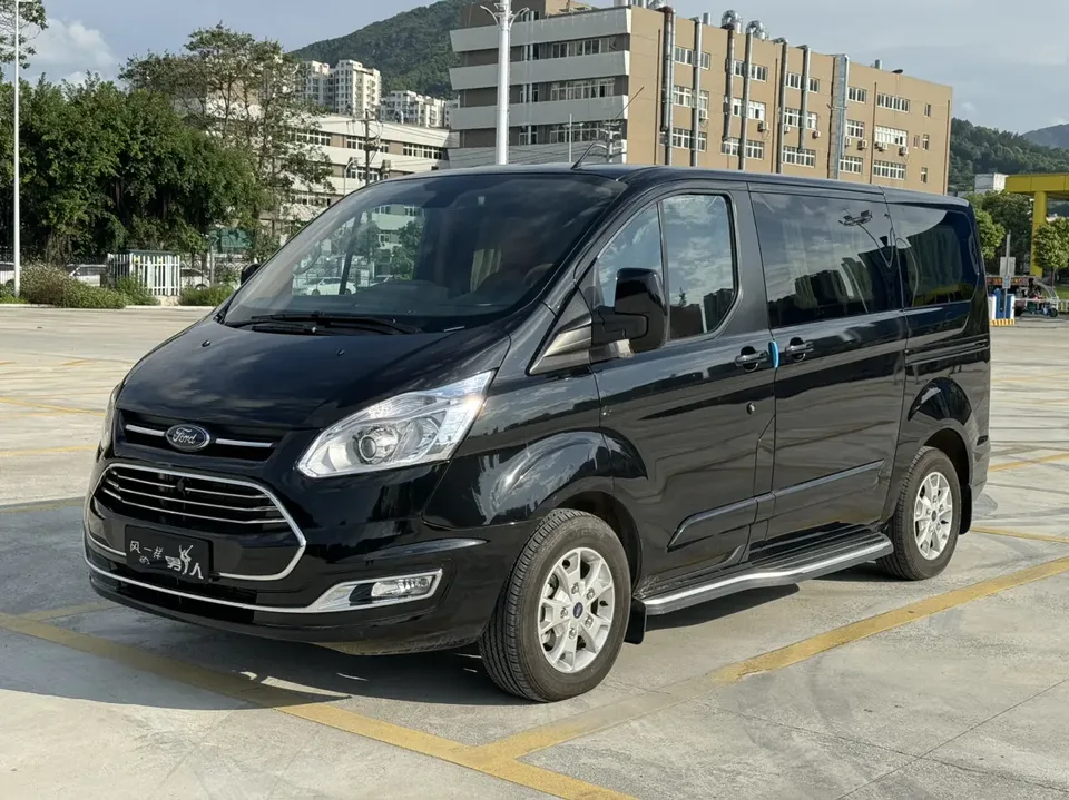 Ford Toureo 2023