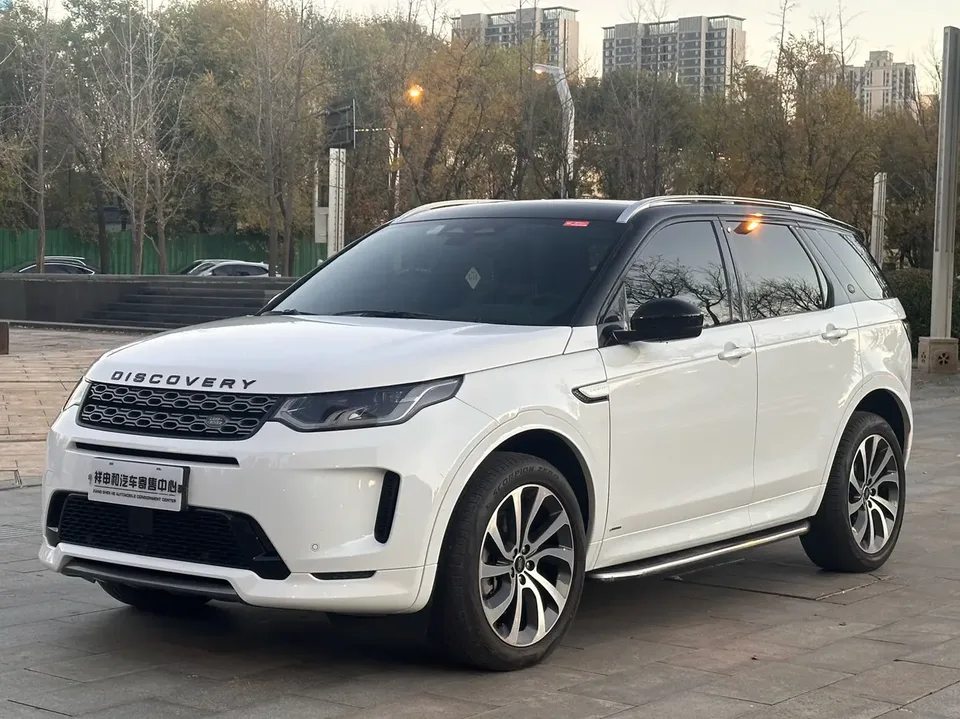 Land Rover Discover Sports second facelift 249PS R-Dynamic SE Performance Technology Edition 5-seater 2022 — фото 1, купить с доставкой в Москву