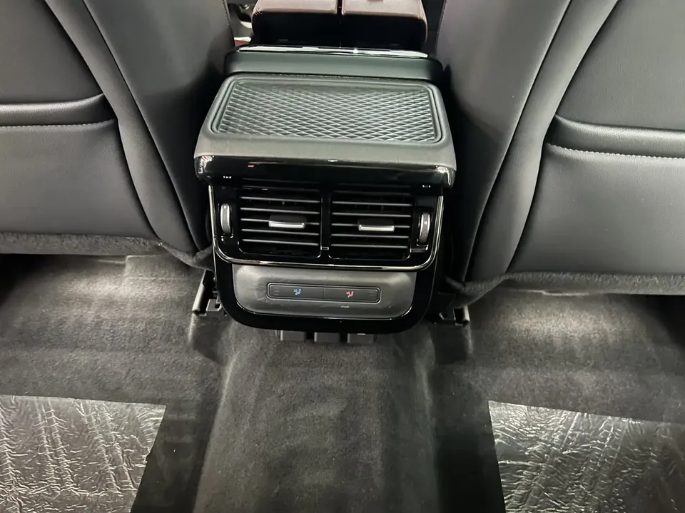 Land Rover Range Rover Evoque Range Rover Evoque 2022 Aurora L 249PS Corinth Bronze Special Edition 2022 — thumbnail 4