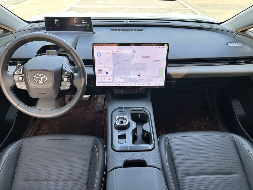 Toyota bZ5 630 PRO 2025 — миниатюра 3