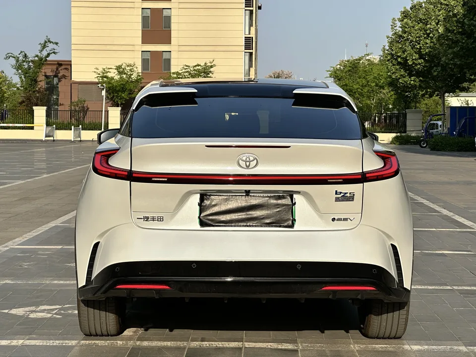 Toyota bZ5 630 PRO 2025 — миниатюра 4