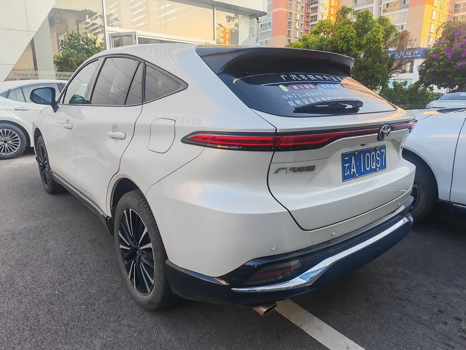Toyota Venza 2.0L CVT 2WD Technology Edition 2024 — миниатюра 2