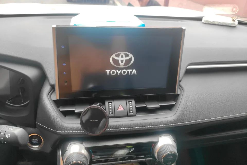 Toyota RAV4 2.0L CVT 2WD Fashion Edition 2022 — миниатюра 5