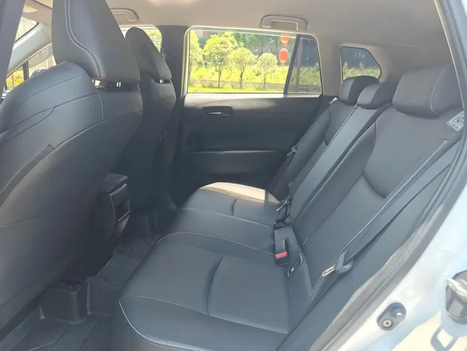 Toyota Frontlander Fenglanda 2024 2.0L CVT Elite Edition PLUS 2025 — миниатюра 3