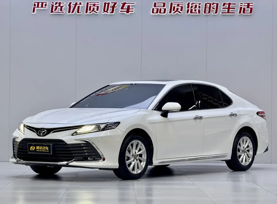 Toyota Camry 2023