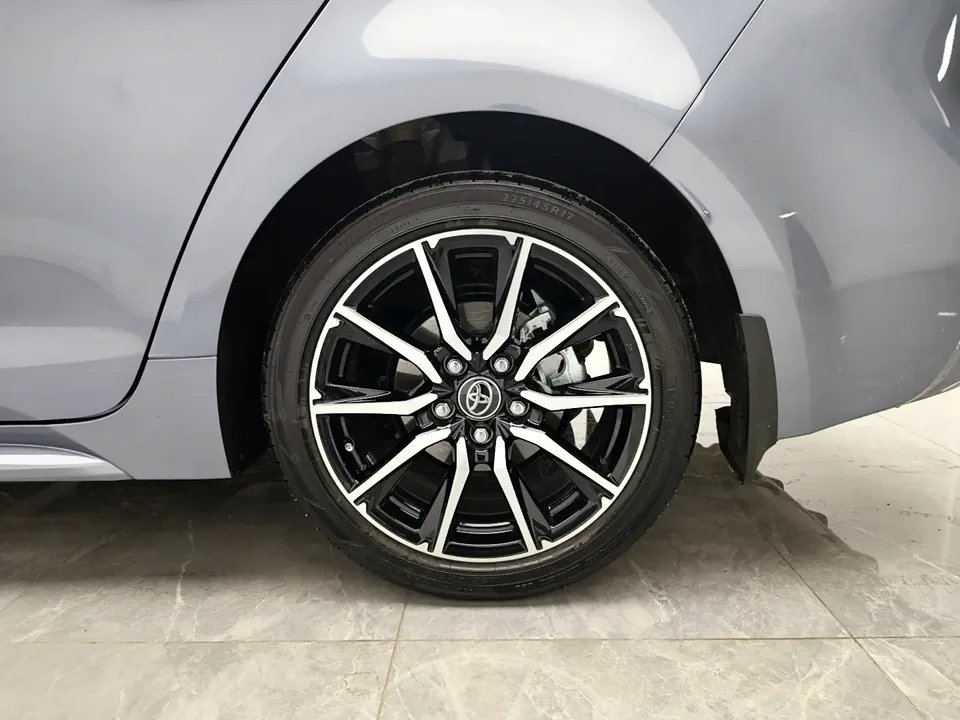 Toyota Levin Levin Hybrid 1.8L Sports Edition 2025 — миниатюра 3
