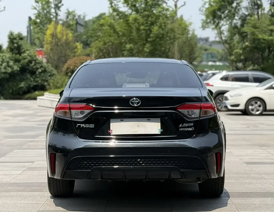 Toyota Levin Lei Ling 2022 2022 Lelink Dual Engine 1.8H E-CVT Sports Edition 2022 — thumbnail 5