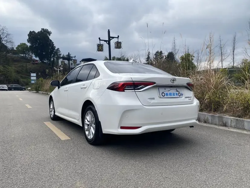 Toyota Corolla Corolla 1.2T S-CVT Elite PLUS Edition 2022 — миниатюра 2