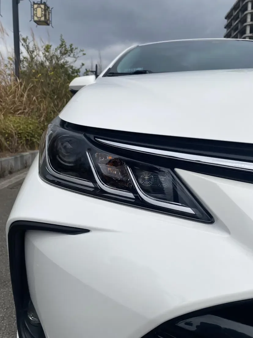 Toyota Corolla Corolla 1.2T S-CVT Elite PLUS Edition 2022 — миниатюра 3