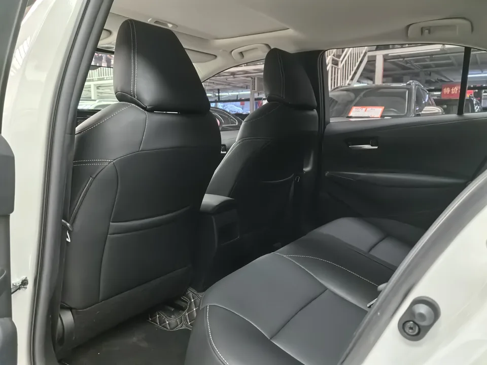 Toyota Corolla Toyota Corolla 1.2T S-CVT Elite Edition 2025 — миниатюра 3