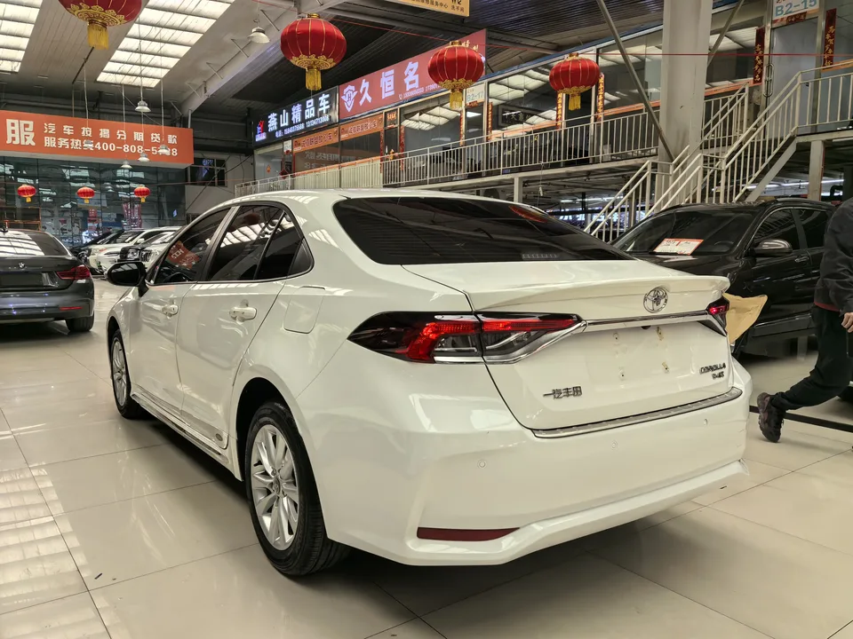 Toyota Corolla Toyota Corolla 1.2T S-CVT Elite Edition 2025 — миниатюра 4