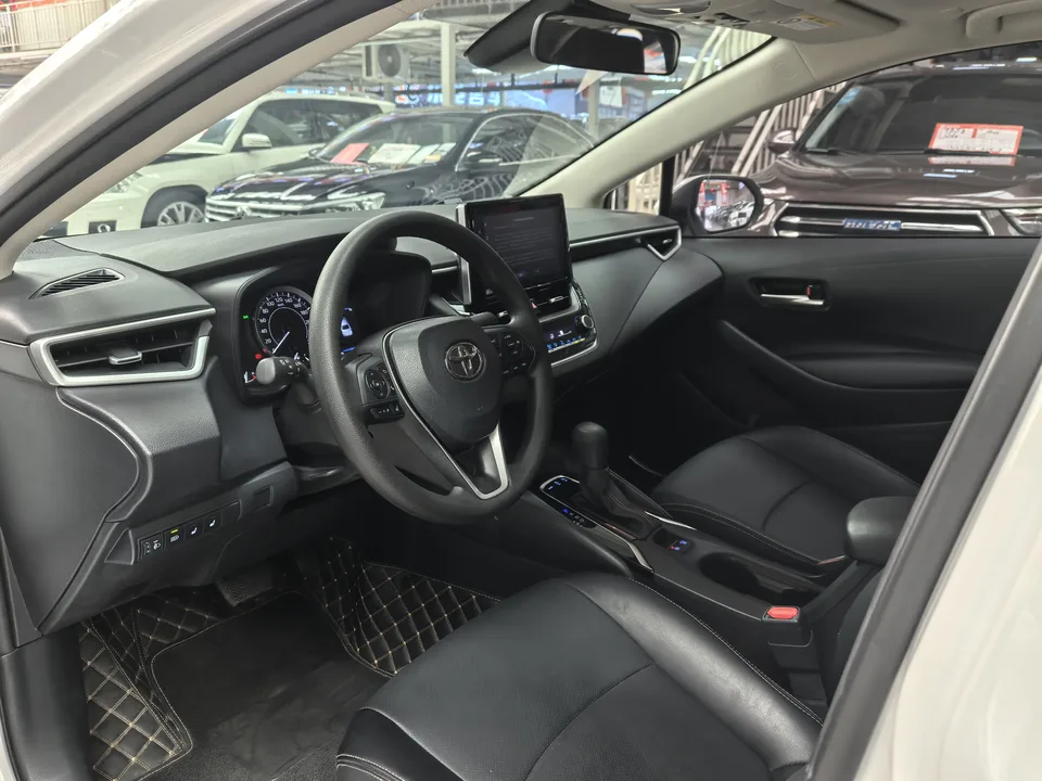 Toyota Corolla Toyota Corolla 1.2T S-CVT Elite Edition 2025 — миниатюра 5