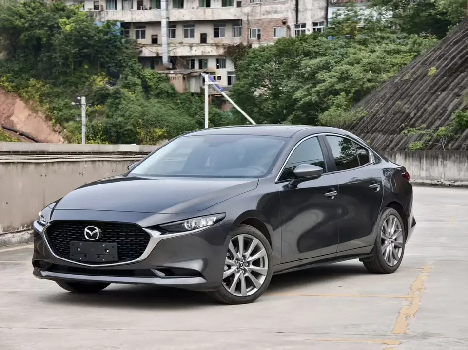 Mazda Axela 2.0L Automatic Quality Edition 2025 — фото 1, купить с доставкой в Москву