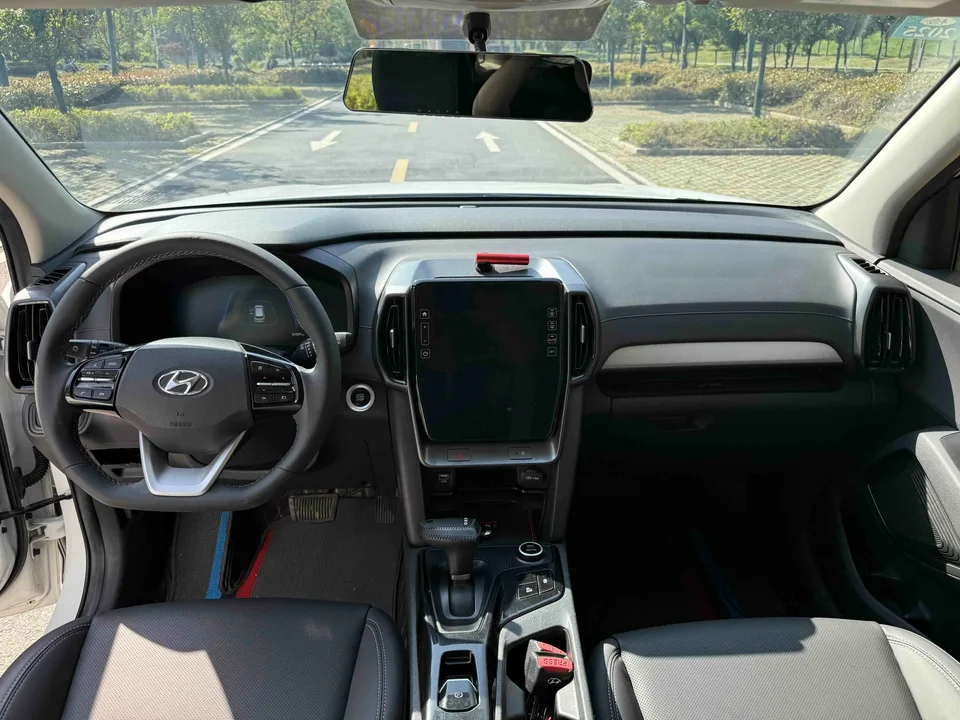 Hyundai ix35 Hyundai ix35 2021 2.0L Automatic 2WD Leading Edition GLS 2023 — миниатюра 5