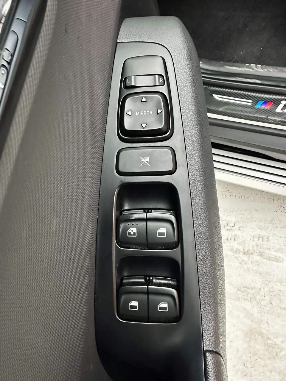 Hyundai ix35 Hyundai ix35 2021 240T GDi DCT 2WD Leading Edition GLS 2022 — миниатюра 3