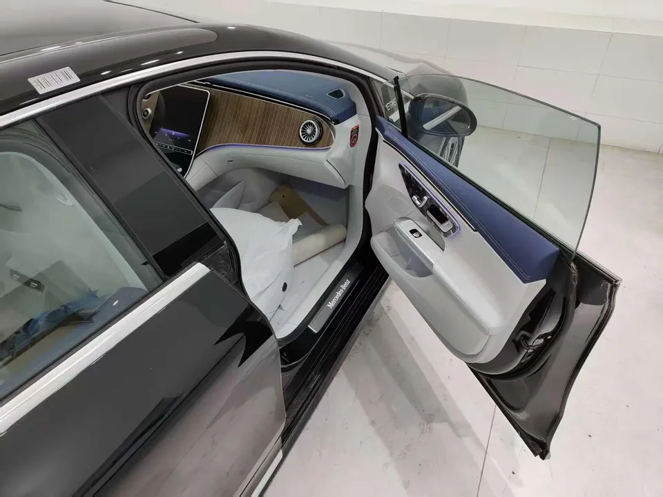 Mercedes-Benz EQE Mercedes-Benz EQE 2025 EQE 500 4MATIC Pioneer Edition 2025 — thumbnail 3