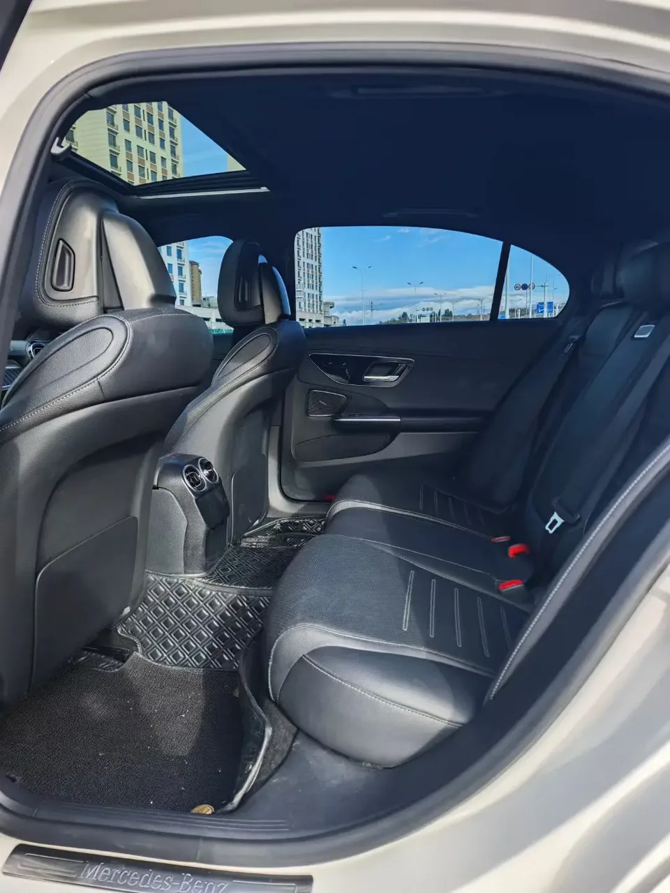Mercedes-Benz C-Class Mercedes Benz C Class 2022 Mercedes-Benz C-Class 2022 C 200 L Sports Edition 2022 — thumbnail 3