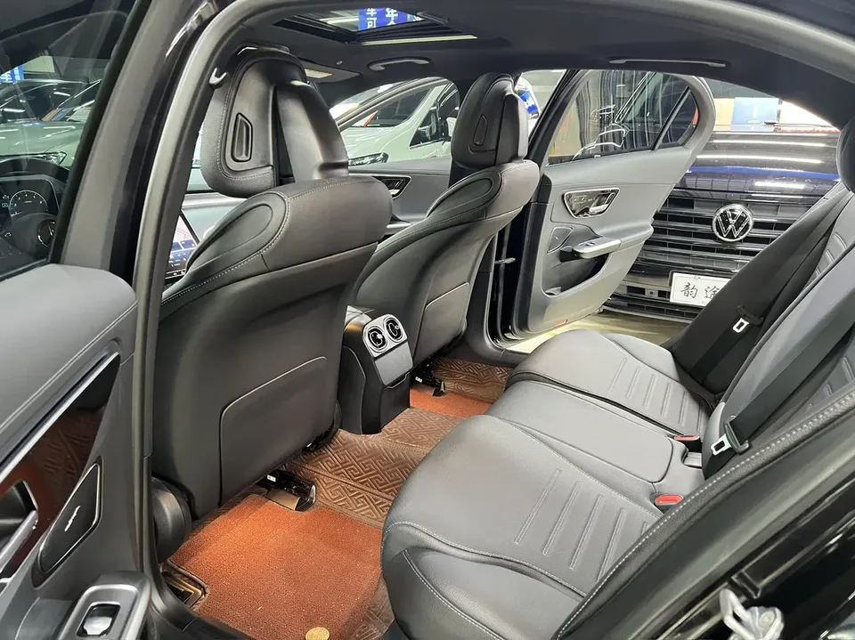 Mercedes-Benz Mercedes Benz C Class Mercedes-Benz C-Class 2024 C 200 L Sports Edition 2023 — миниатюра 5