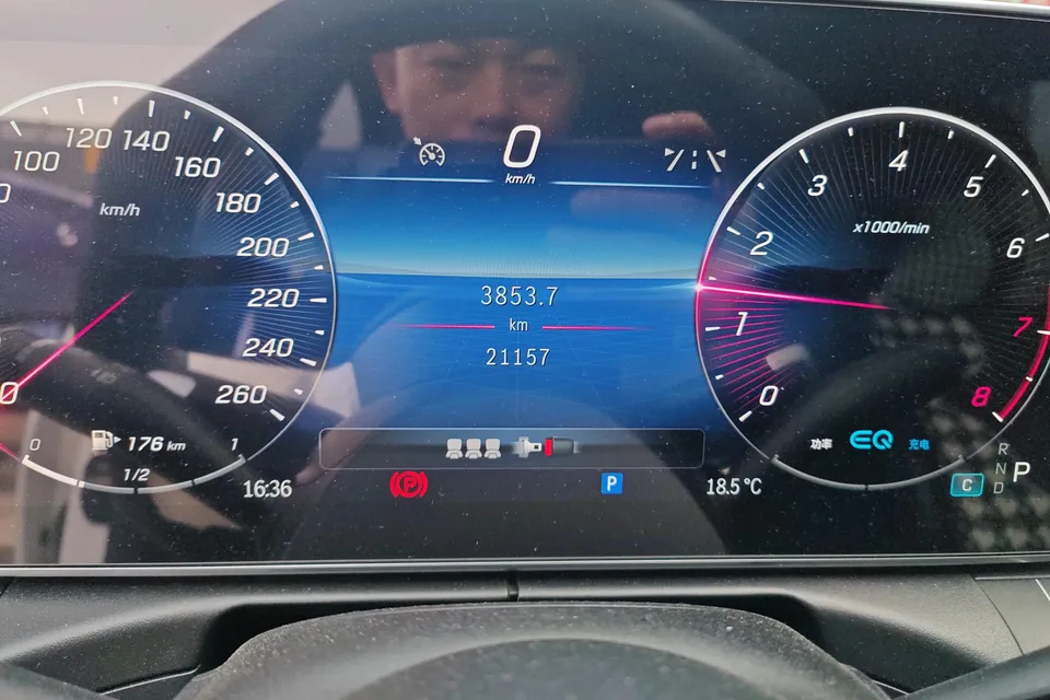 Mercedes-Benz Mercedes Benz C Class C 200 L Sport Edition 2022 — миниатюра 4