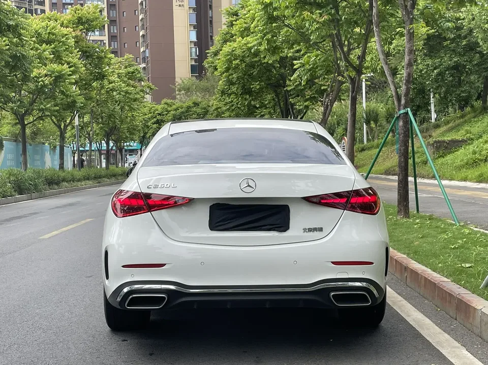 Mercedes-Benz C-Class Mercedes Benz C Class 2022 facelift C 260 L sports version 2022 — thumbnail 2