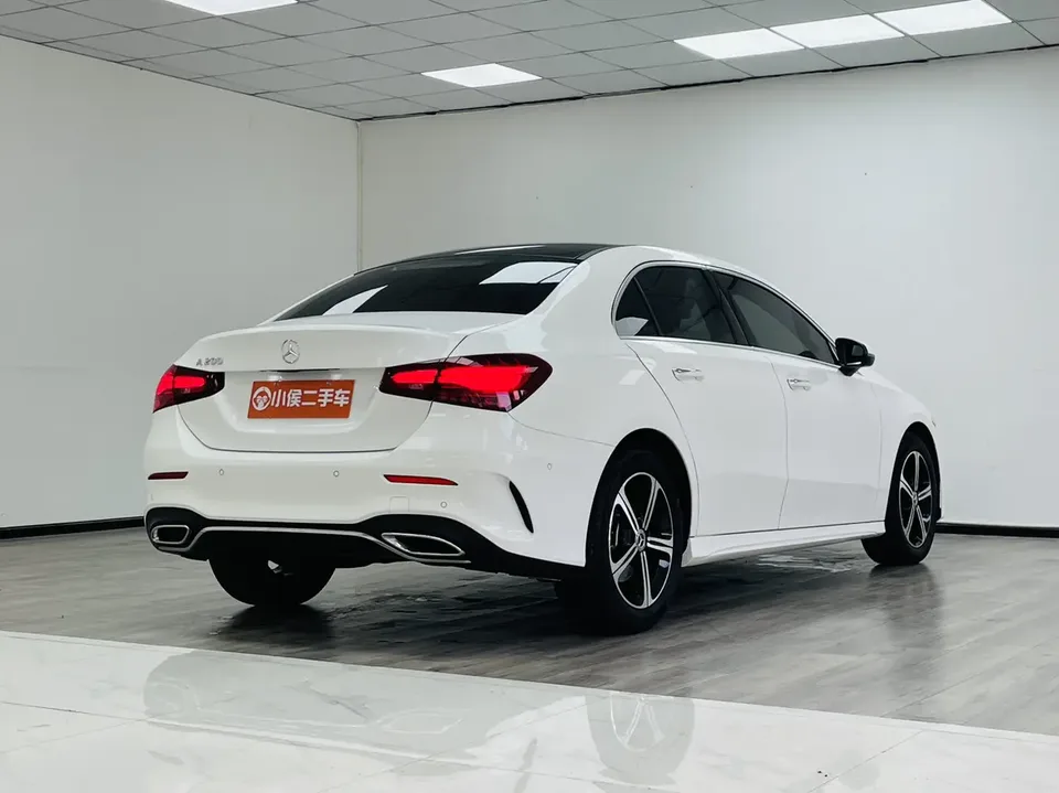 Mercedes-Benz Mercedes Benz A Class Mercedes-Benz A-Class 2023 A 200 L Sports Sedan Fashion Edition 2024 — миниатюра 2