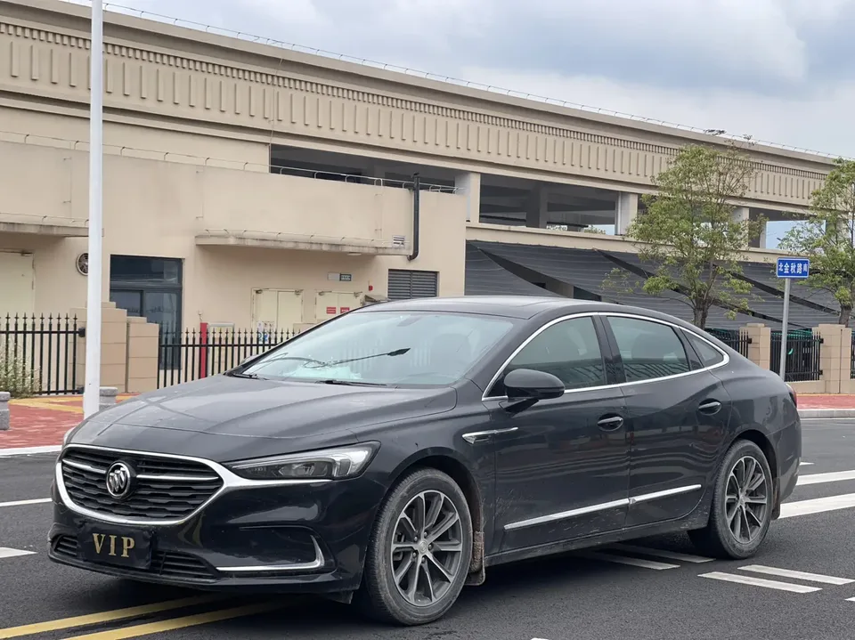 Buick LaCrosse 2022