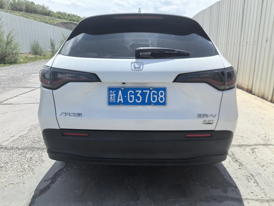 Honda ZR-V 1.5T CVT Technology Edition 2024 — миниатюра 2