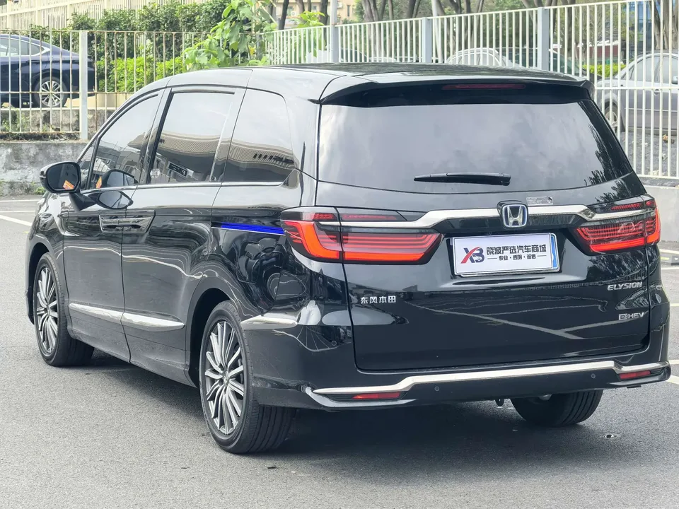 Honda Elysion Alison 2024 Elysion 2024 2.0L e:HEV Classic Edition 2024 — thumbnail 2