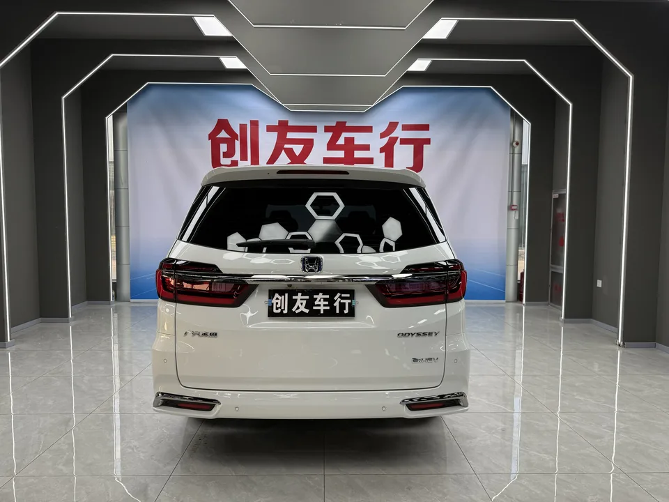 Honda Odyssey 2026 Odyssey 2.0L e:HEV Sharp Enjoyment Edition 2026 — миниатюра 2