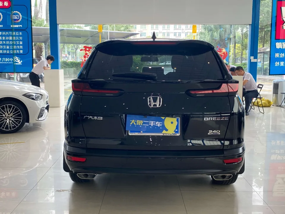 Honda Breeze 240TURBO CVT 2WD Elite Edition 2022 — миниатюра 2