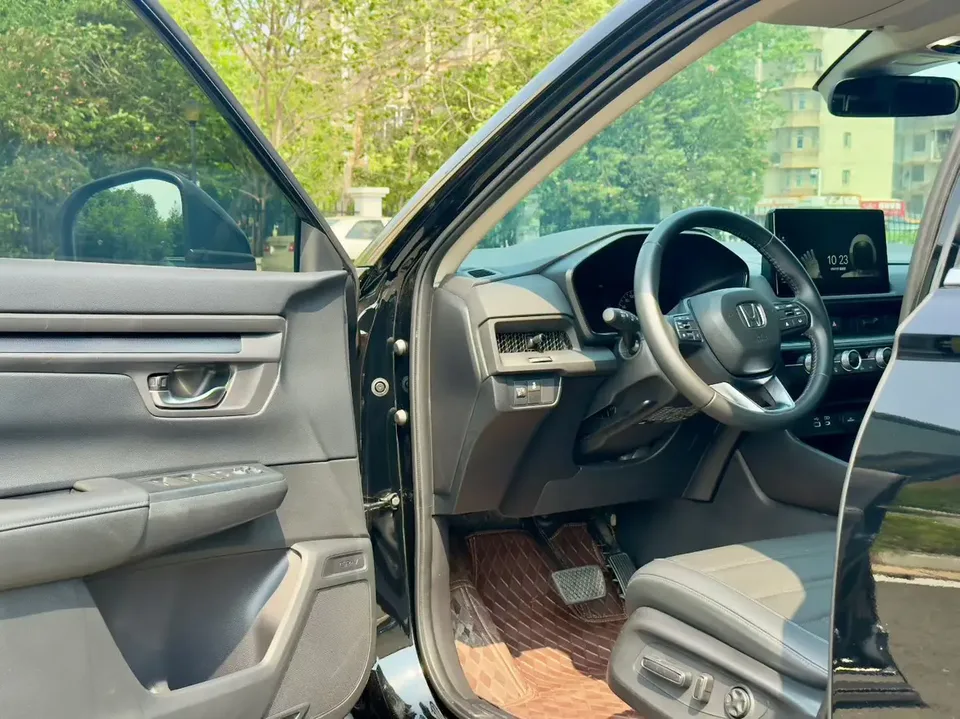 Honda CR-V Honda CR-V 2024 240TURBO CVT 2WD 5-seater version 2024 — миниатюра 3