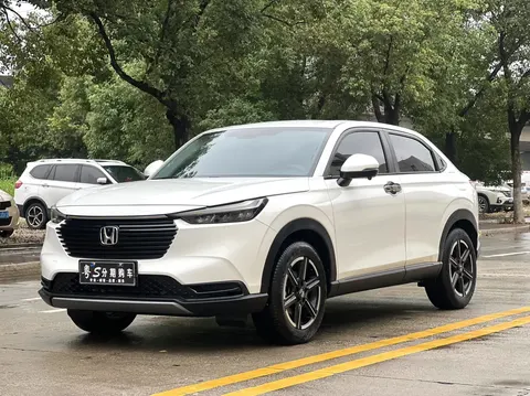 Honda VEZEL 2023 купить в Москве