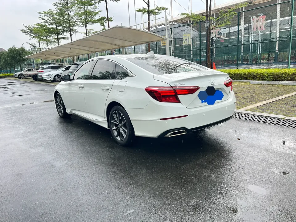 Honda Inspire Inship 2022 260TURBO Exquisite Edition 2023 — миниатюра 5