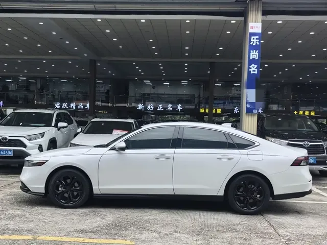 Honda Accord Accord 2023 RuiT260TURBO Smart Edition 2023 — thumbnail 4