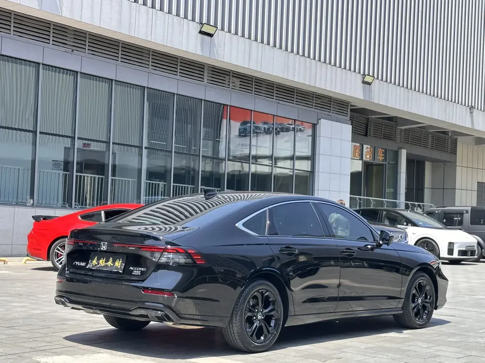 Honda Accord Sports Series Sharp T-Motion 260TURBO Luxury Edition 2026 — миниатюра 3