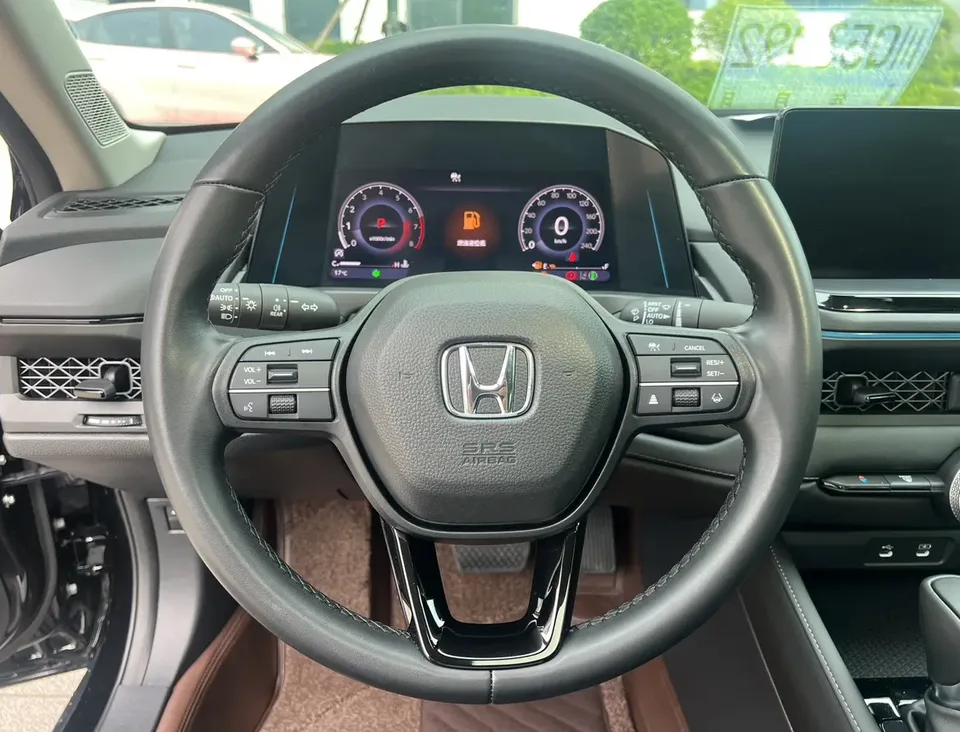 Honda Accord Rui T 260TURBO Deluxe Edition 2024 — миниатюра 3